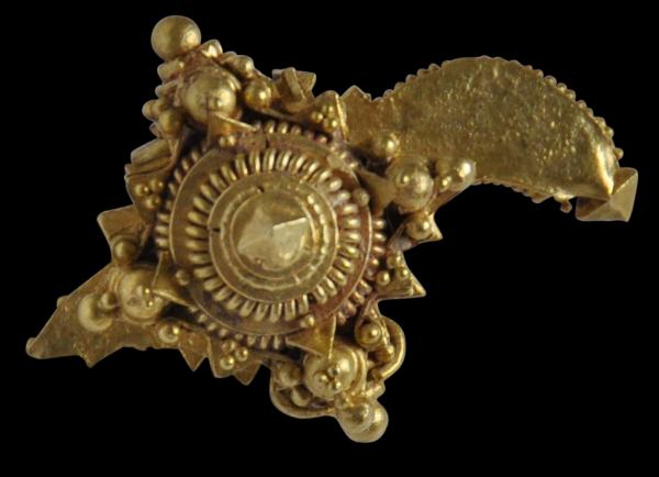 Gold Conch-Shaped Ear Ornament, East Java, Indonesia, 14th-15th 