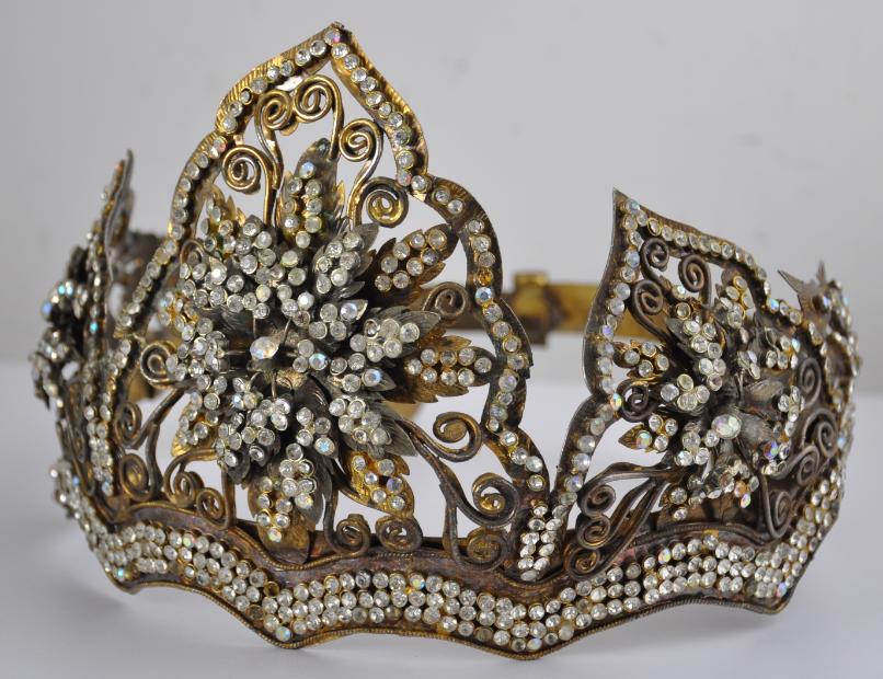 Malay Wedding Crown - Michael Backman Ltd