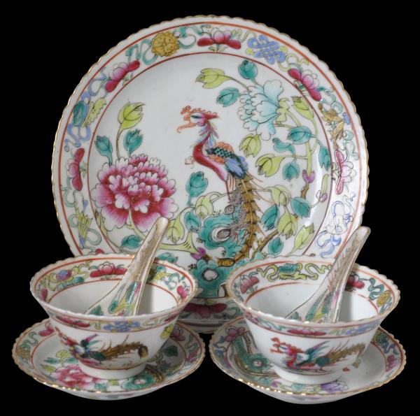 https://www.michaelbackmanltd.com/wp-content/archived-images/Straits_Chinese_Porcelain_1_-600x595.jpg