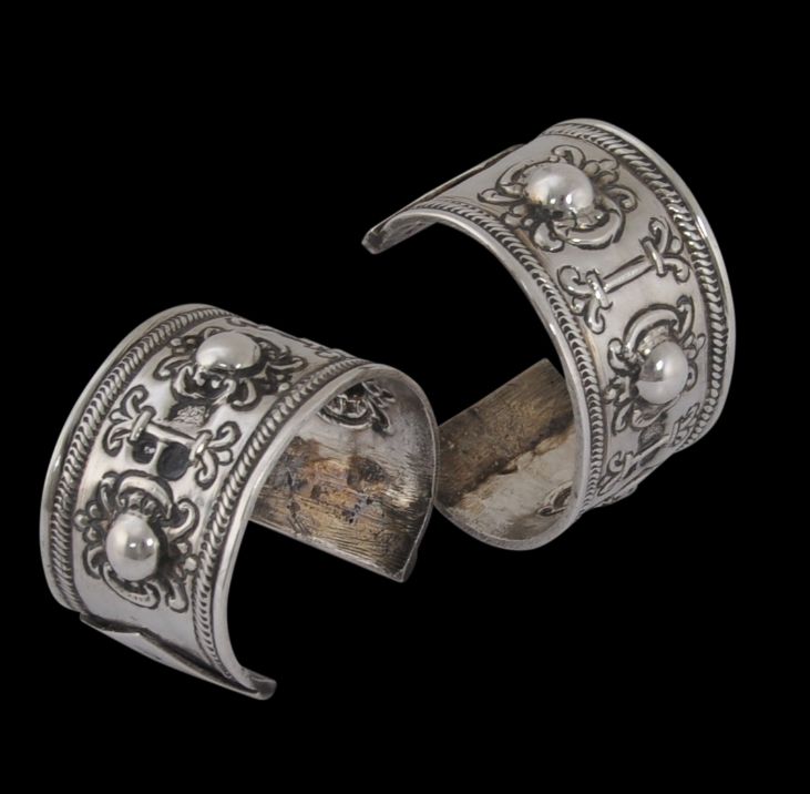 Pair of Palestinian Woman’s Silver Bracelets (Saba’ Wiyat or Sleitat ...